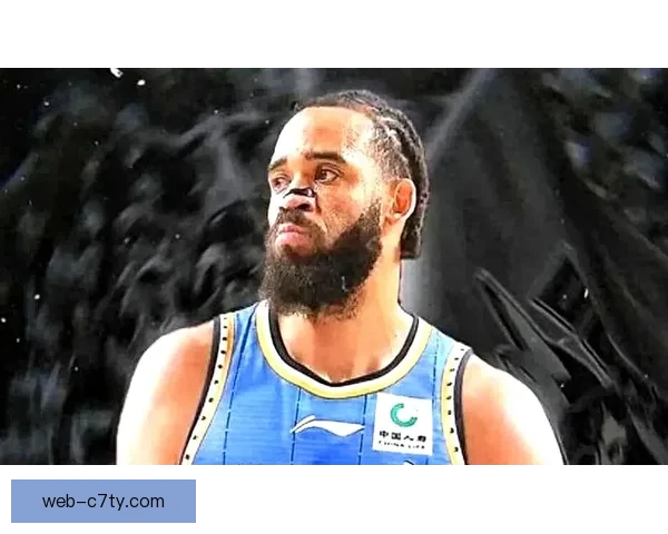 三冠中锋麦基自宣加盟北京男篮 三冠中锋麦基自宣加盟北京男篮